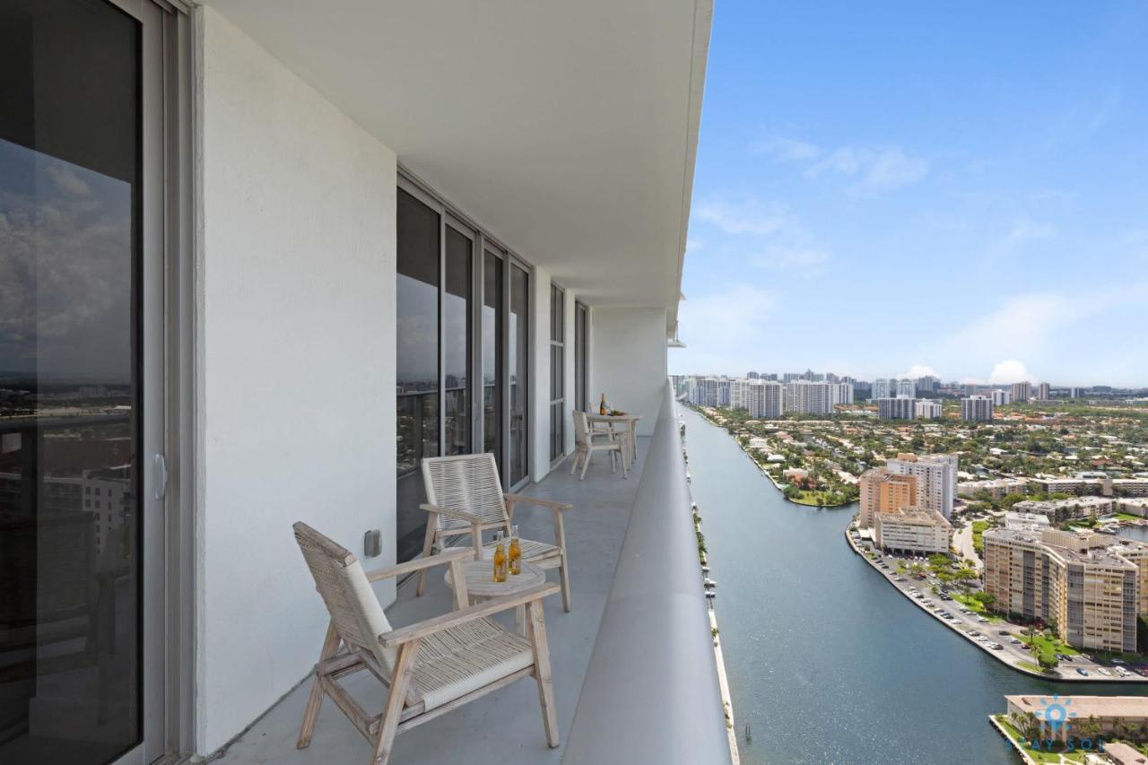 5 Amenities Luxury 3 Bedroom Front Intercostal View Hollywood Exterior photo